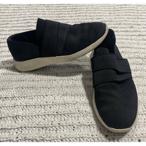 Vince Aston Solid Knit Fabric Slip On Sneakers Shoes Womens Size 7 M EU 37 Black